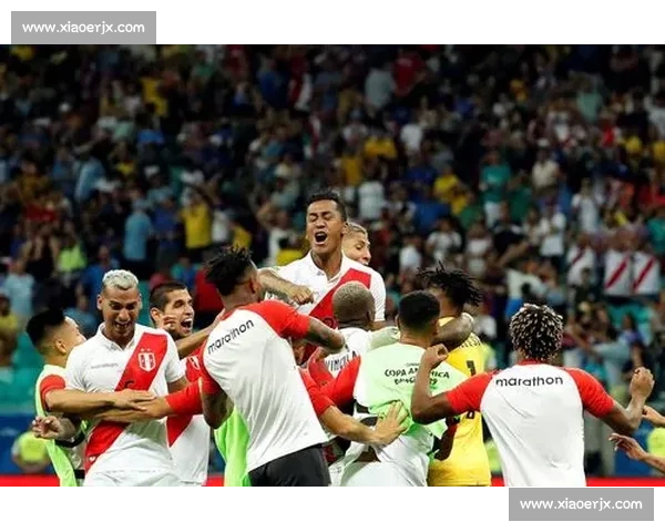 美洲杯赛历史回顾与未来展望:精彩赛事与足球文化的碰撞 美洲杯赛历史回顾与未来展望:精彩赛事与足球文化的碰撞